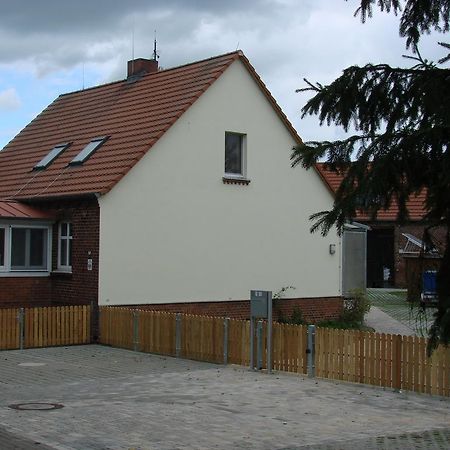 Ferienwohnungen Spiesmacher Strodehne Buitenkant foto